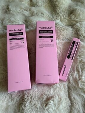 Medicube Rosemary PDRN Skincare Set - Pink Packaging